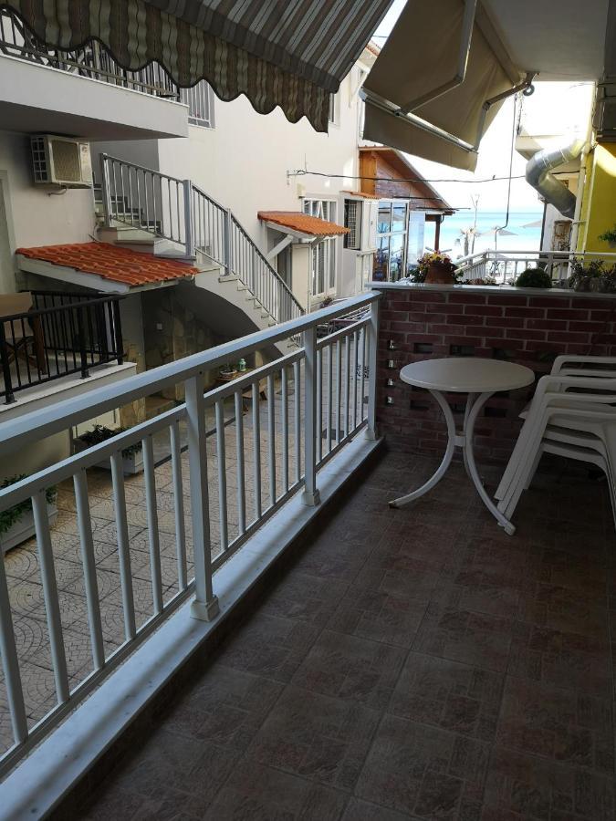 Gatos Beach Hotell Pefkochori Eksteriør bilde